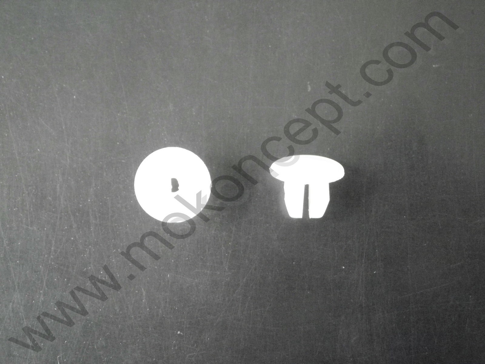 Agrafe fixation bol de phare