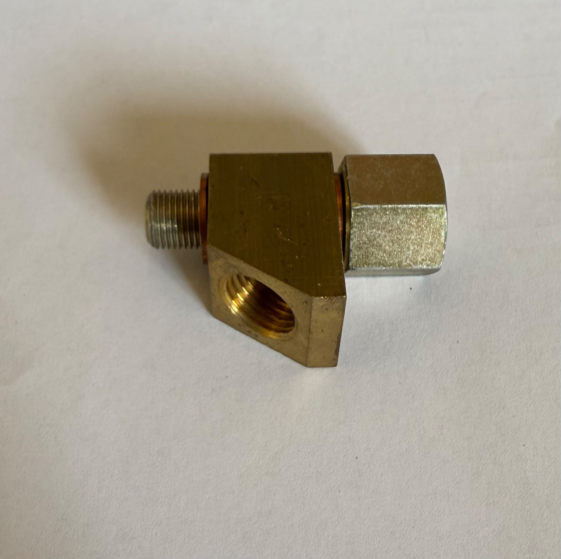 Adaptateur de jauge de pression d'huile