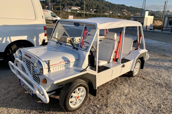 Mini moke blanche et rose
