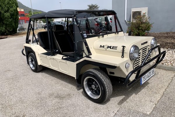 Mini moke sable